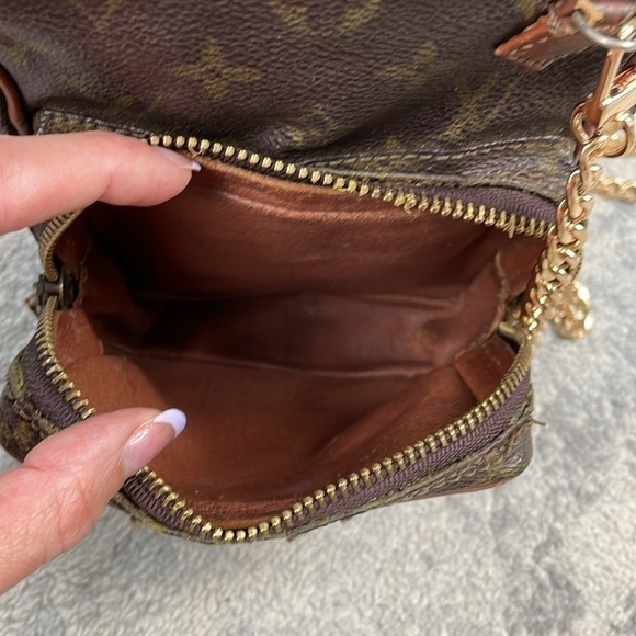 Louis Vuitton Monogram Mini Amazon Bag Crossbody Detachable Chain Strap Two Zip - Picture 14 of 17